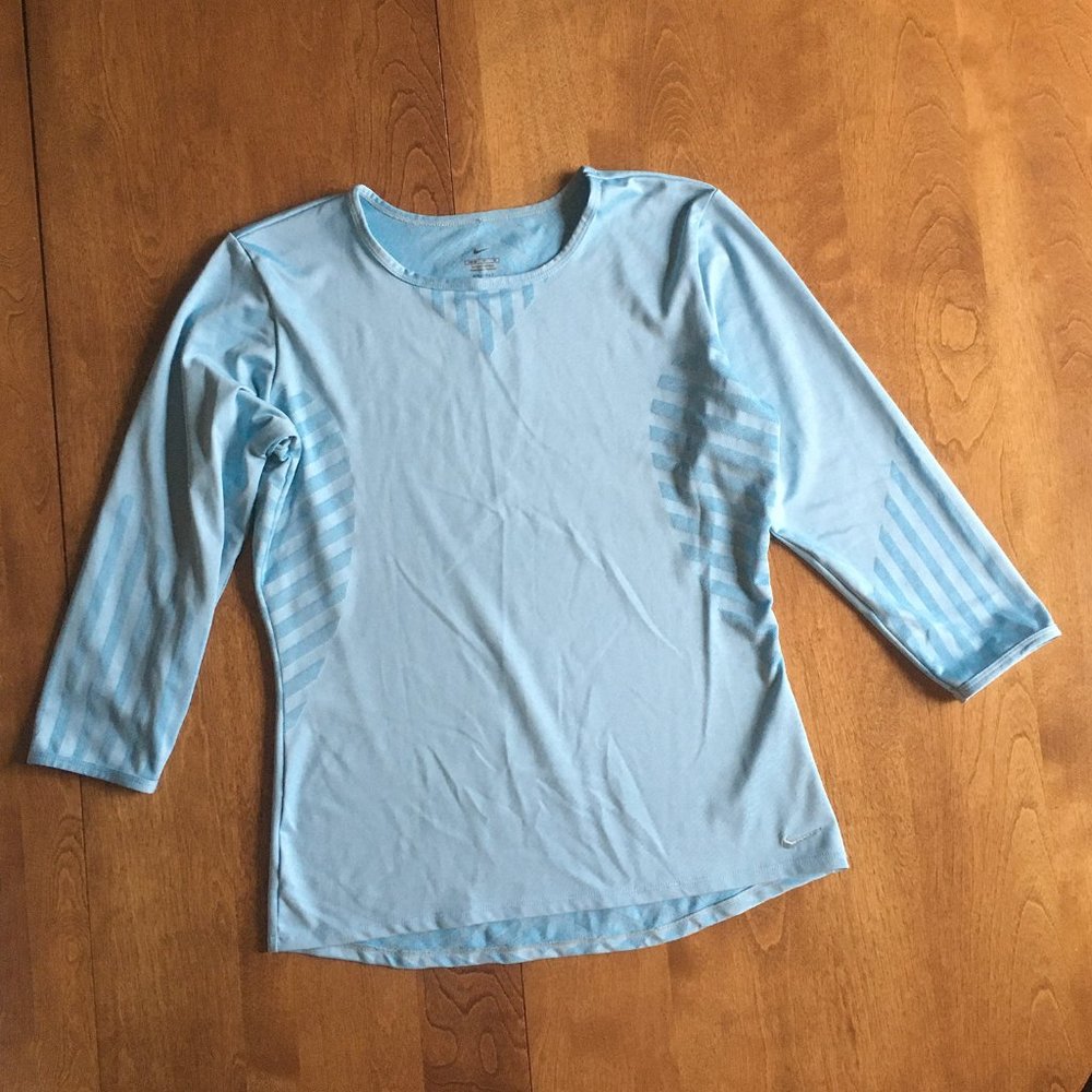 Nike Dri-Fit athletic shirt S/M
